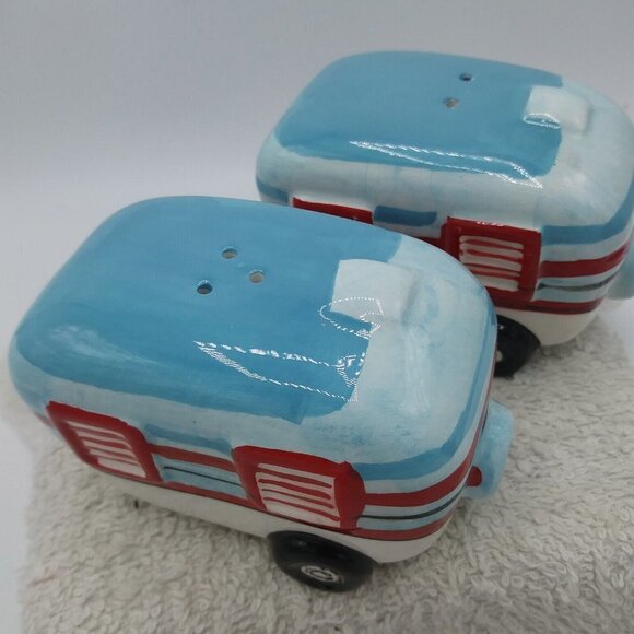 Travel Trailer Happy Camper RV Retro Ceramic Salt & Pepper Shakers - Picture 5 of 8